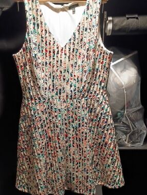 Apt. 9 Cream Multicolor Floral V-Neck Mini Dress
